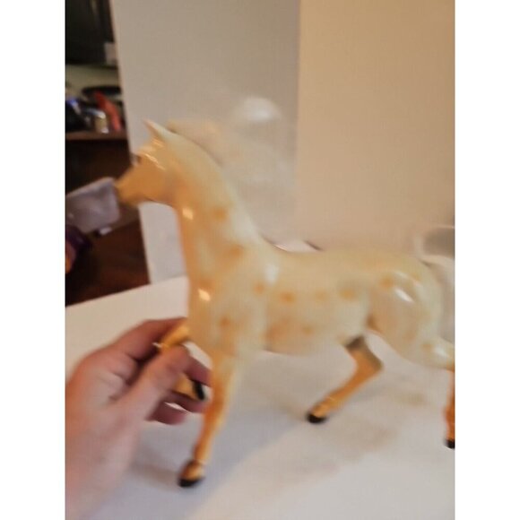 M.T.H.K. Plastic Model Toy Horse with Hail on Tail and Mane 1996 - Picture 6 of 7